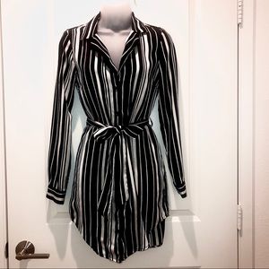 Black and white button up tunic